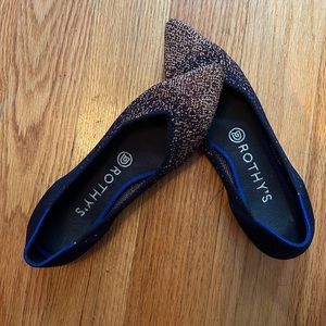 ROTHYS POINTED SHOE IN MIDNIGHT METALLIC SIXE 7 Great Condition